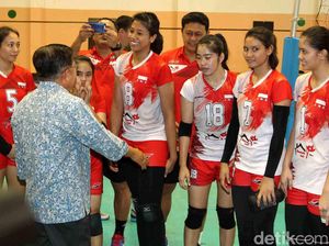 JK Tinjau Pelatnas Voli