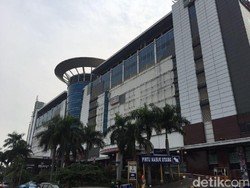 Konsumennya Terbatas, Mal MGK Memang Sepi dari Dulu