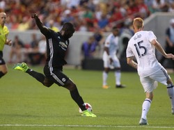 Hadapi City, Madrid, dan Barcelona Menarik untuk MU, tapi...