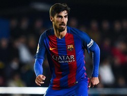 6. Andre Gomes. Andre Gomes punya banderol 41,7 juta pound saat direkrut dari Valencia pada 2016. Foto: Getty Images/David Ramos