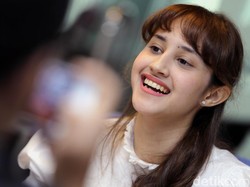 Nggak Cuma Politik, Tsamara Juga Asyik Diajak Ngobrol Traveling