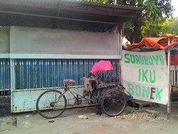 Cerita Tukang Becak yang Pemakamannya Tak Diurus Keluarganya