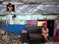 Mantan Menkeu Ini Sarankan Jokowi Kucurkan BLT