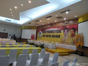 Novanto Tersangka, Begini Suasana Kantor Golkar Jelang Rapat Pleno