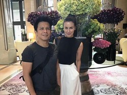 Sempat Dikabarkan Putus, Sophia Latjuba Goda Ariel NOAH