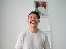 Kelvin Atmadibrata Eksis Berkarier di Performance Art