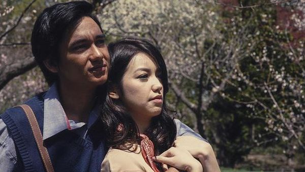 Romansa Adipati Dolken dan Velove Vexia di Jepang