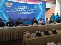 BNN-Bea Cukai Gagalkan Penyelundupan Sabu yang Disimpan di Sepatu
