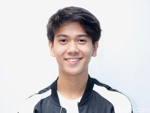 Pidi Baiq Buka Suara Soal Pro Kontra Iqbaal Jadi Dilan