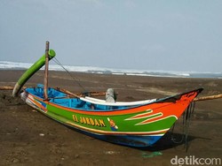 Perahu Terhempas Ombak, Seorang Nelayan Cilacap Hilang