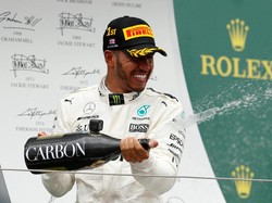 Mercedes Bantah Rumor Hamilton-Ferrari