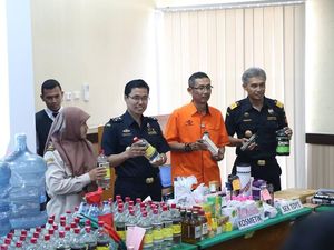 Cegah Barang Impor Negatif, Sex Toys Hingga Airsoft Gun Disita Cegah Barang Impor Negatif, Sex Toys Hingga Airsoft Gun Disita