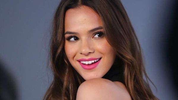 Manisnya Bruna Marquezine, Model Brasil yang Baru Putus dari Neymar