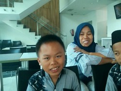 Begini Kabar Terbaru Bocah Kendar yang Tenar karena Rawat Ayahnya