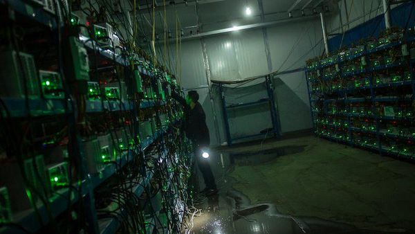 Foto Langka Lokasi Penambangan Bitcoin Terbesar di Dunia
