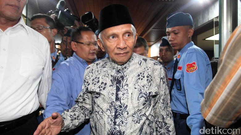 Amien Rais dan Peluru-peluru Tajam yang Dilepaskan ke Jokowi