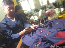 Mahasiswa Undip Ciptakan Jaket untuk Memandu Tunanetra