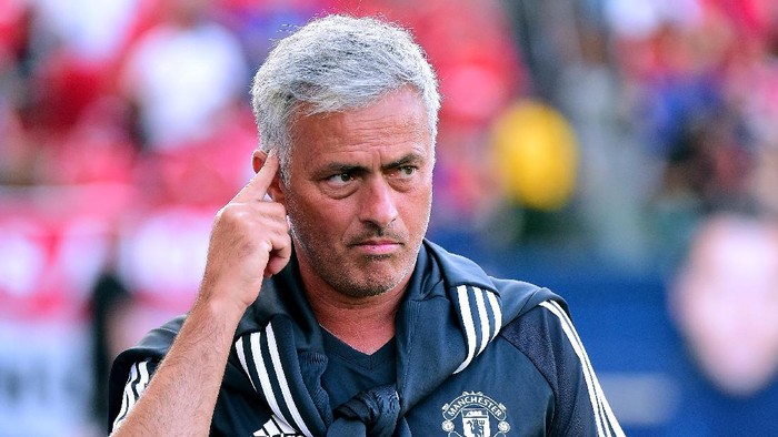 Mourinho: Bursa Transfer Makin Aneh dan Tak Terkendali