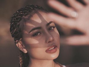 Oka Mahendra Meninggal, Kini Awkarin Depresi