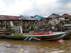 Begini Keseharian di Pinggir Sungai Kahayan