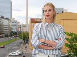 Pengalaman Pribadi Menginspirasi Charlize Theron Perankan Ibu Depresi