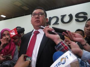 Fadli Minta Nama Pengganti Panglima TNI Masuk DPR Sebelum Reses Fadli Minta Nama Pengganti Panglima TNI Masuk DPR Sebelum Reses