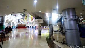 Kondisi Terkini Toko-toko di WTC Mangga Dua dan Roxy Square