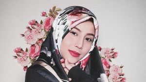 Yasin, Al-Fatihah dan Bunga Jadi Kado Awkarin untuk Oka Mahendra