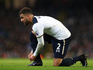 Kane Merasa Aneh Bakal Segera Hadapi Walker