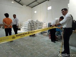 Satgas Pangan Gerebek Pabrik Tepung Oplosan Tak Berizin
