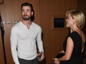 Pensiun dari Captain America, Chris Evans Ingin Bertahan di Marvel