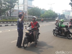 Ada Pengalihan Arus Simpang Matraman, Banyak Pengendara Kebingungan