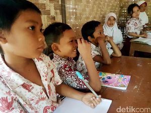 Semangat Siswa SD Sorongan, Sekolah Laskar Pelangi di Pandeglang