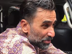 Jenguk Anak di Polda Metro, Jeremy Thomas: Axel Sehat