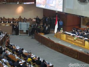 DPR Gelar Voting Penentuan Waktu Voting RUU Pemilu