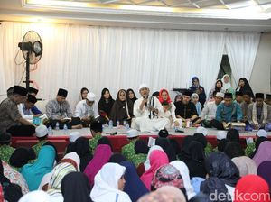 Begini Suasana Pengajian 100 Hari Julia Perez