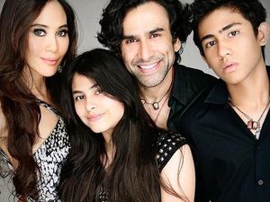 Kesedihan Ina, Jeremy dan Valerie Thomas di Medsos