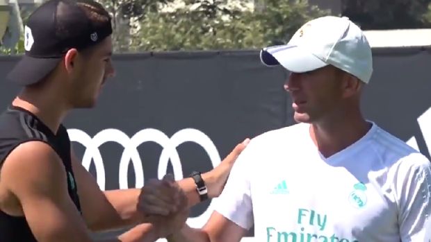 Salam dan Peluk dalam Perpisahan Morata dengan Real Madrid