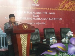 Arief Hidayat: Sejak Jadi Hakim MK Rambut Saya Tinggal Setengah