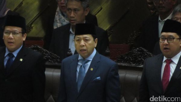 Foto: Novanto Ikut Pimpin Paripurna DPR Bahas RUU Pemilu