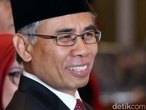 Ini Arahan Jokowi untuk Ketua OJK Wimboh Santoso Ini Arahan Jokowi untuk Ketua OJK Wimboh Santoso