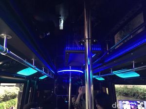 Melihat Interior Bus Party Royale VIP yang Disita Kemenhub Melihat Interior Bus Party Royale VIP yang Disita Kemenhub