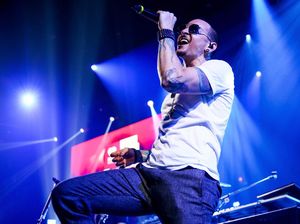 Chester Bennington Tinggalkan Proyek Blinkin Park Bersama Blink 182