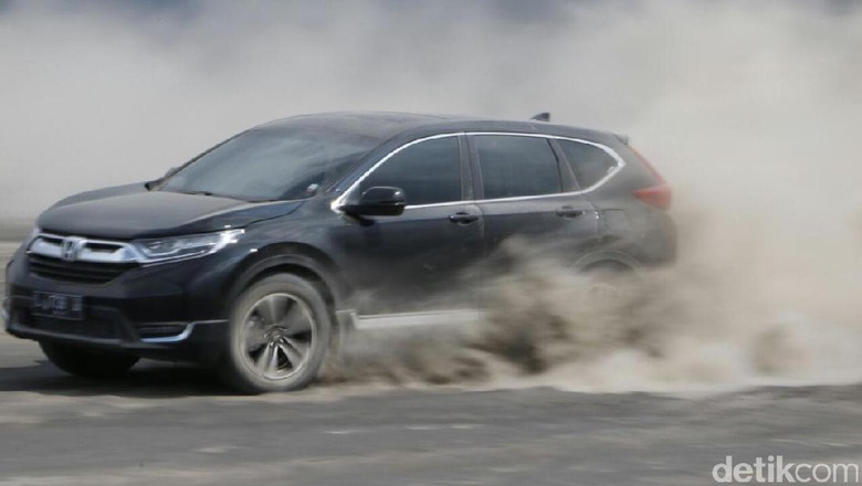 Honda: CR-V SUV dengan Penjualan Tertinggi di Indonesia Honda: CR-V SUV dengan Penjualan Tertinggi di Indonesia