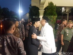 Presiden Jokowi Hadiri Haul Syekh Nawawi Al Bantani di Serang