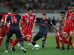 Chester Bennington Meninggal Dunia, Aaron Ramsey Ikut Disebut-sebut