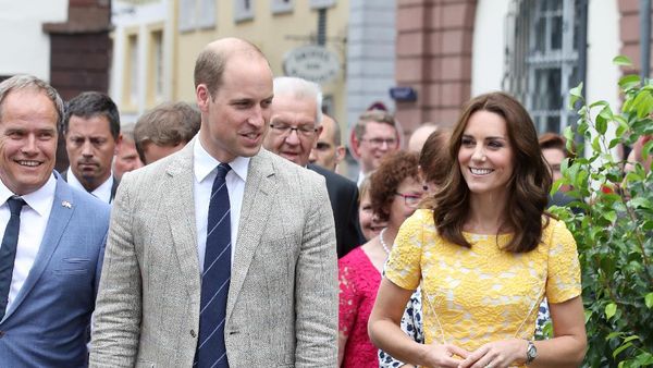 Foto: 8 Busana Stylish Kate Middleton Saat Tur ke Polandia dan Jerman