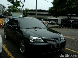 Honda Civic Gen 7 untuk Harian