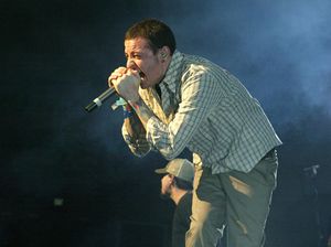 Persembahan Haru untuk Chris Cornell dan Chester Bennington di MTV VMA 2017