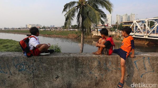 Pendangkalan Sungai, Kapan Dikeruk?